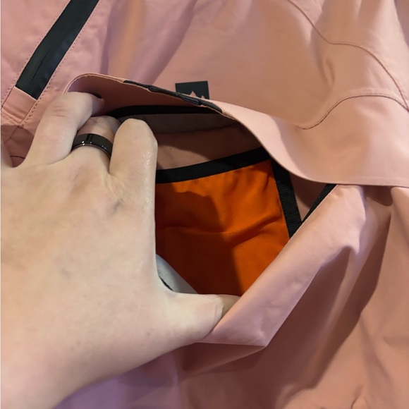 Montec pink women’s dune ski jacket size extra small - Picture 4 of 11